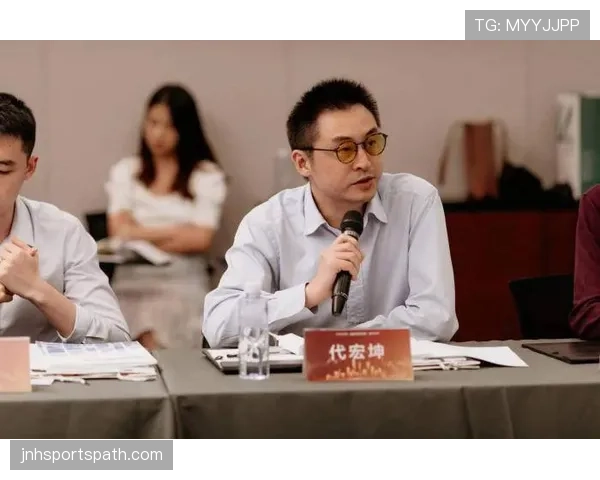 换人次数为何从3次增至5次?新规背后的战术与公平逻辑 换人次数为何从3次增至5次?新规背后的战术与公平逻辑